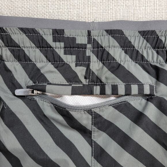 Nike Tempo Runway Lux Dri-FIT Women's M Black Gray Running Athletic Shorts - Picture 4 of 12